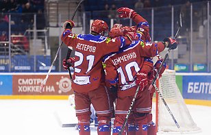 «Юность» ударно провела первый период и с победы стартовала в полуфинальной серии, Герман Кузнецов оформил шатаут