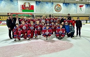 Команда «Юности» стала бронзовым призером первенства школ среди хоккеистов 2011 года рождения