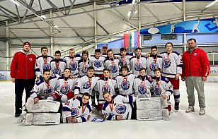 Команда «Юности» стала серебряным призером первенства школ среди хоккеистов 2010 года рождения