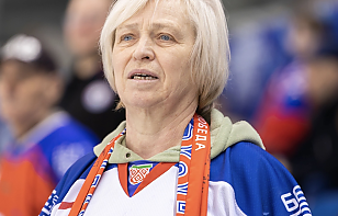 Большое и душевное интервью с нашей преданной болельщицей, из которого вы узнаете, как давно она болеет за «Юность», как стала частью фан-сектора и кто ее любимые игроки