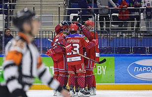 В непростом матче переигрываем «Брест». Кучкин и Шикуть отметились заброшенными шайбами